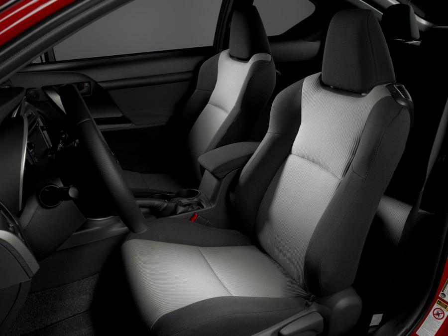  Scion tC 2013 года  (фото 6 из 33)